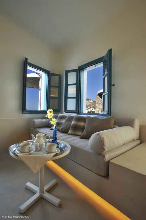 Kifines Suites Folegandros Town Номер фото